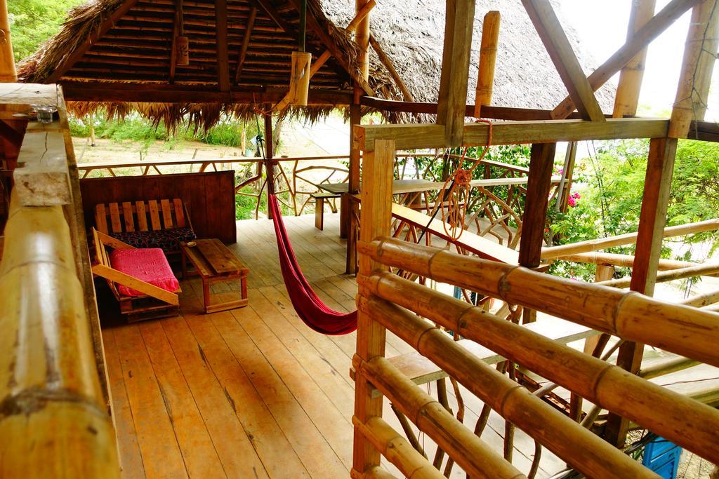 Hostal Monte Libano Puerto López Eksteriør bilde